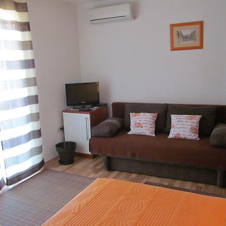 Apartment Danese Промайна Екстер'єр фото