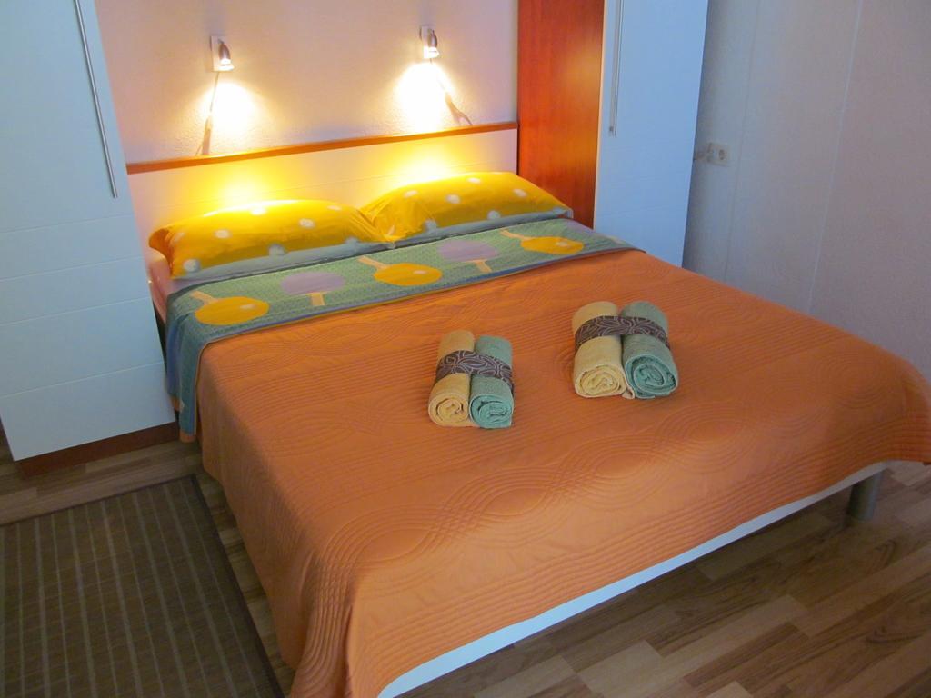 Apartment Danese Промайна Номер фото